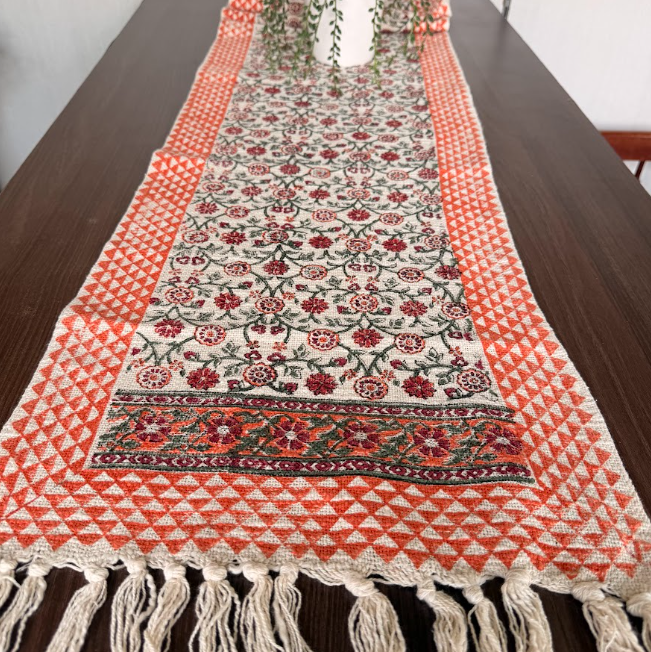 Design Premium Table Runner 8 Seater