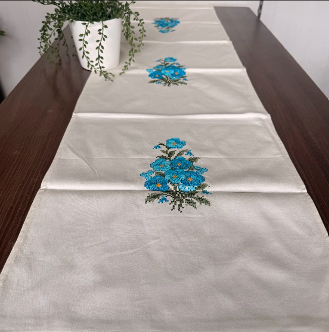 Premium Embroidery Table Runner 6 Seater