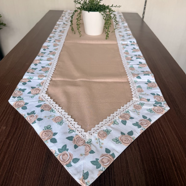 Design Table Runner 8 Seater