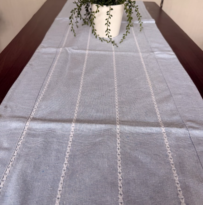 Table Runner 8 Seater